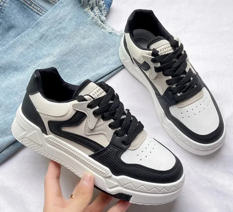 Breathable Lace-up Versatile Shoes