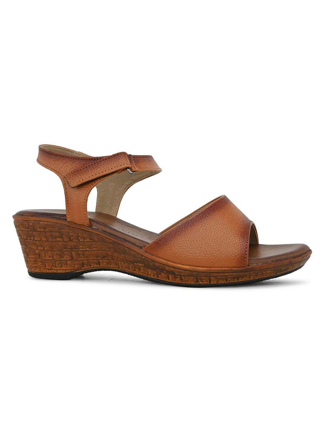Pelle Albero Women's Tan Leather Ankle Buckle-Strap Wedge Heel Sandals