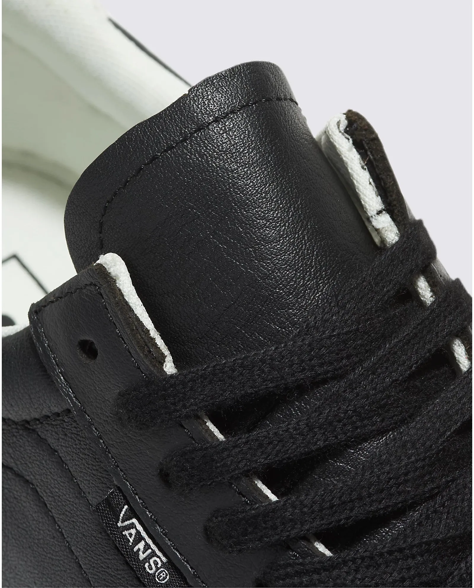 Vans Old Skool Lux Black VN000CZMBLK.BLK